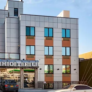 Hotel Umbrella Brooklyn, New York